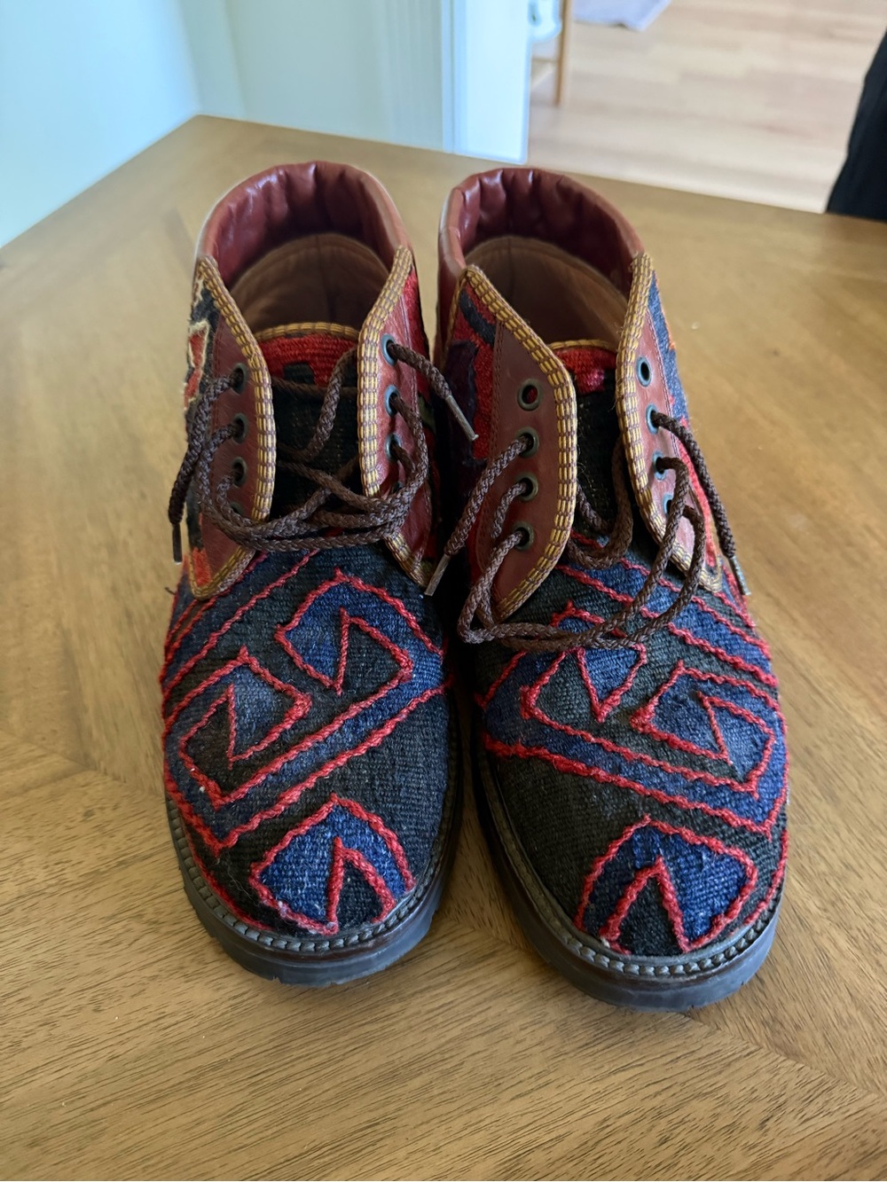 Women’s kilim leather ankle Textile Lace-Up Boots size 8